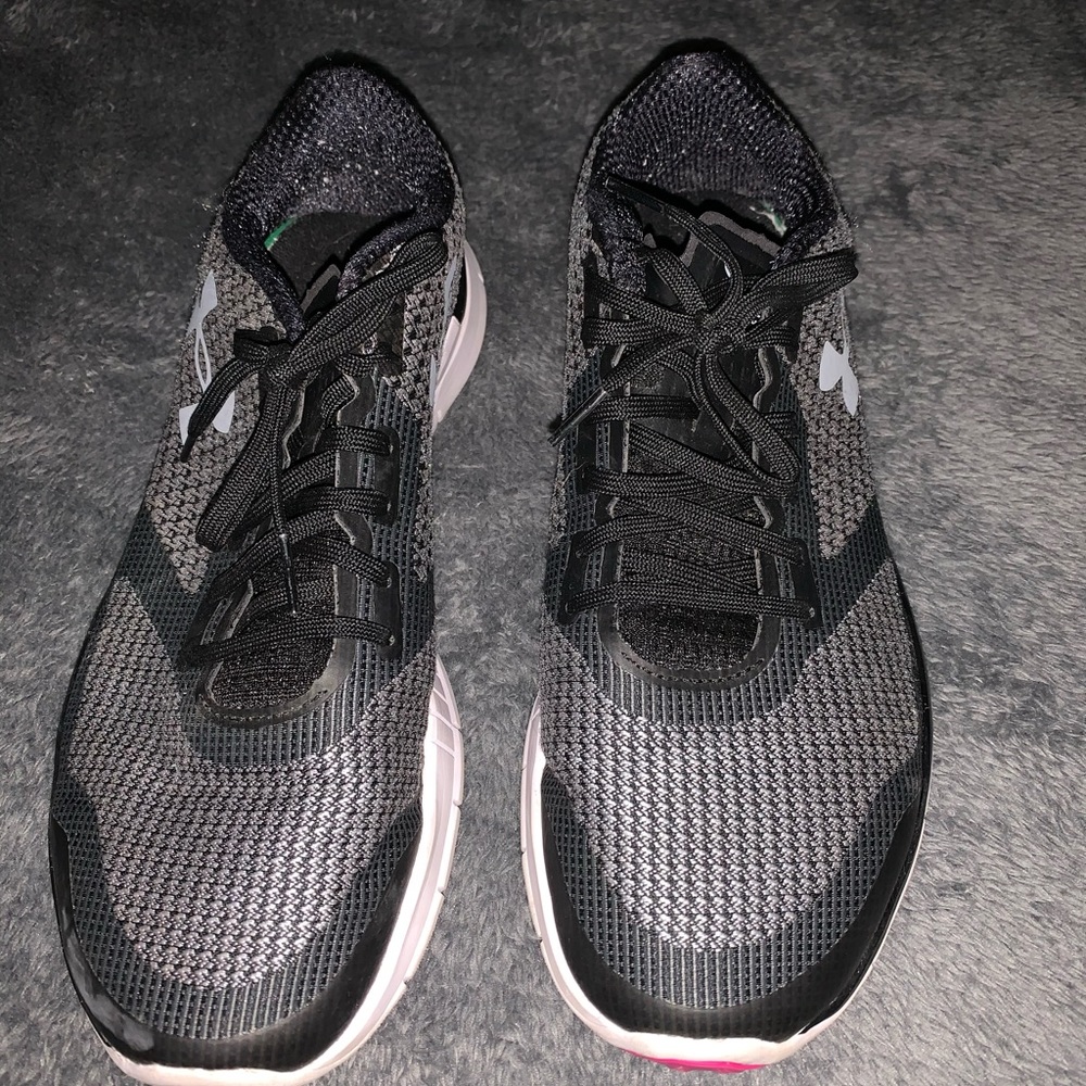 Women’s Under Armour Running Shoe